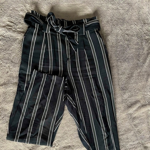 Simons Paper Bag Pants - Picture 1 of 4